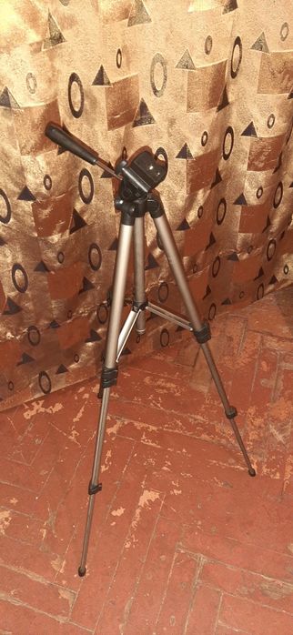 Штатив - Hama Star 700 EF Digital
Розміщення: підлоговий
За призначенн