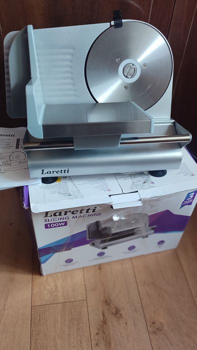 Комбайн кухонний Новий Larretti