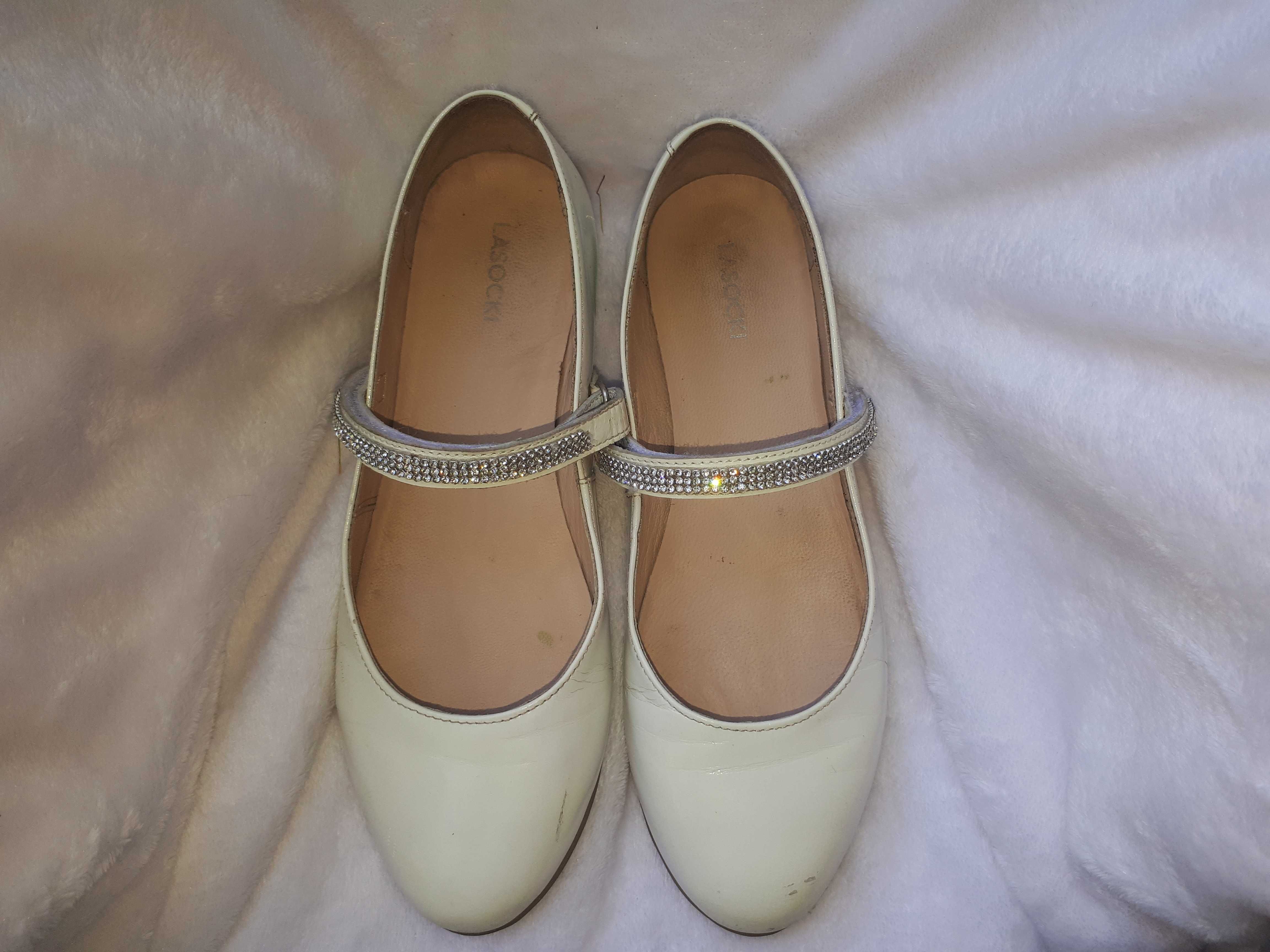 Buty komunijne, ivory,ecru, krem, białe, Lasocki, CCC, skóra, 35, 23cm