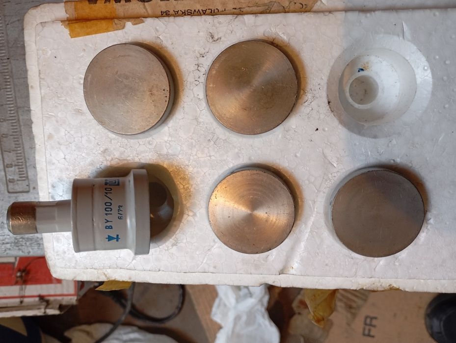 Dioda prostownicza 100/10