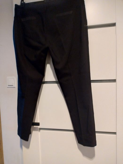 Czarne eleganckie spodnie roz 46