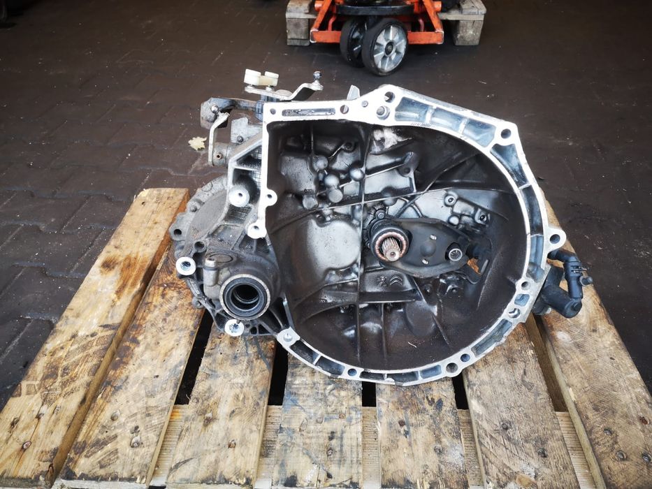 Skrzynia biegów peugeot 208 1.2 20cr15