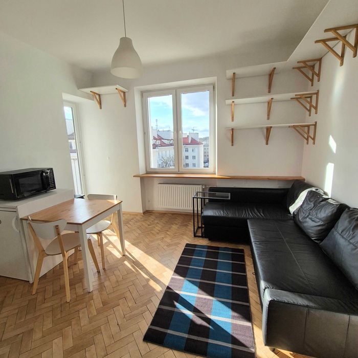 Kawalerka z loggią na Mokotowie bezpośrednio