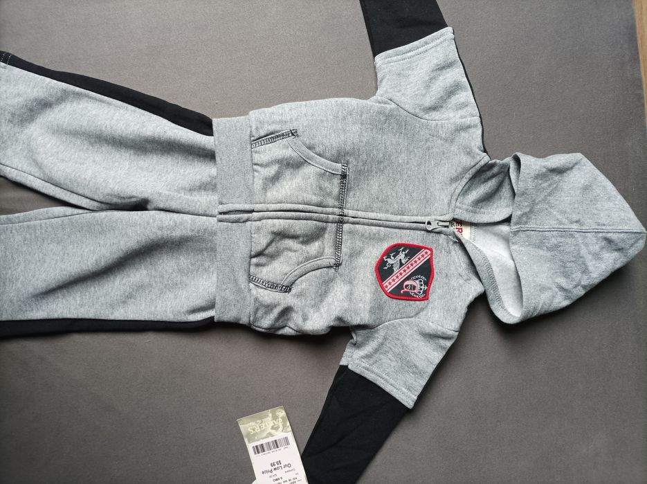 Zestaw bluza i spodenki