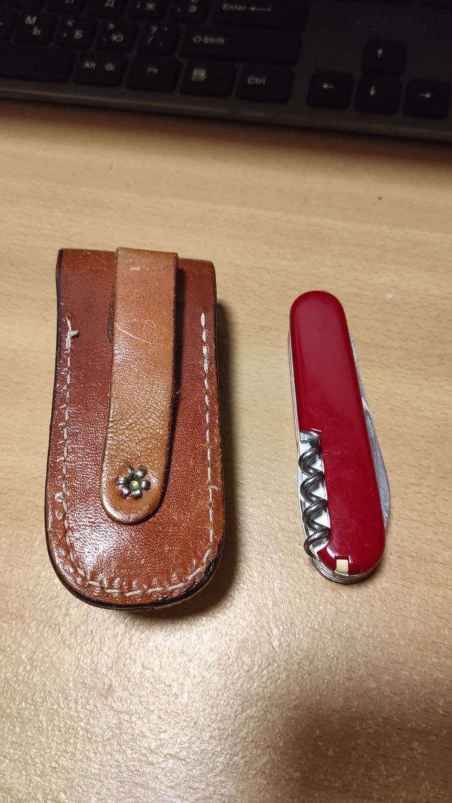 Ніж кишеньковий Victorinox