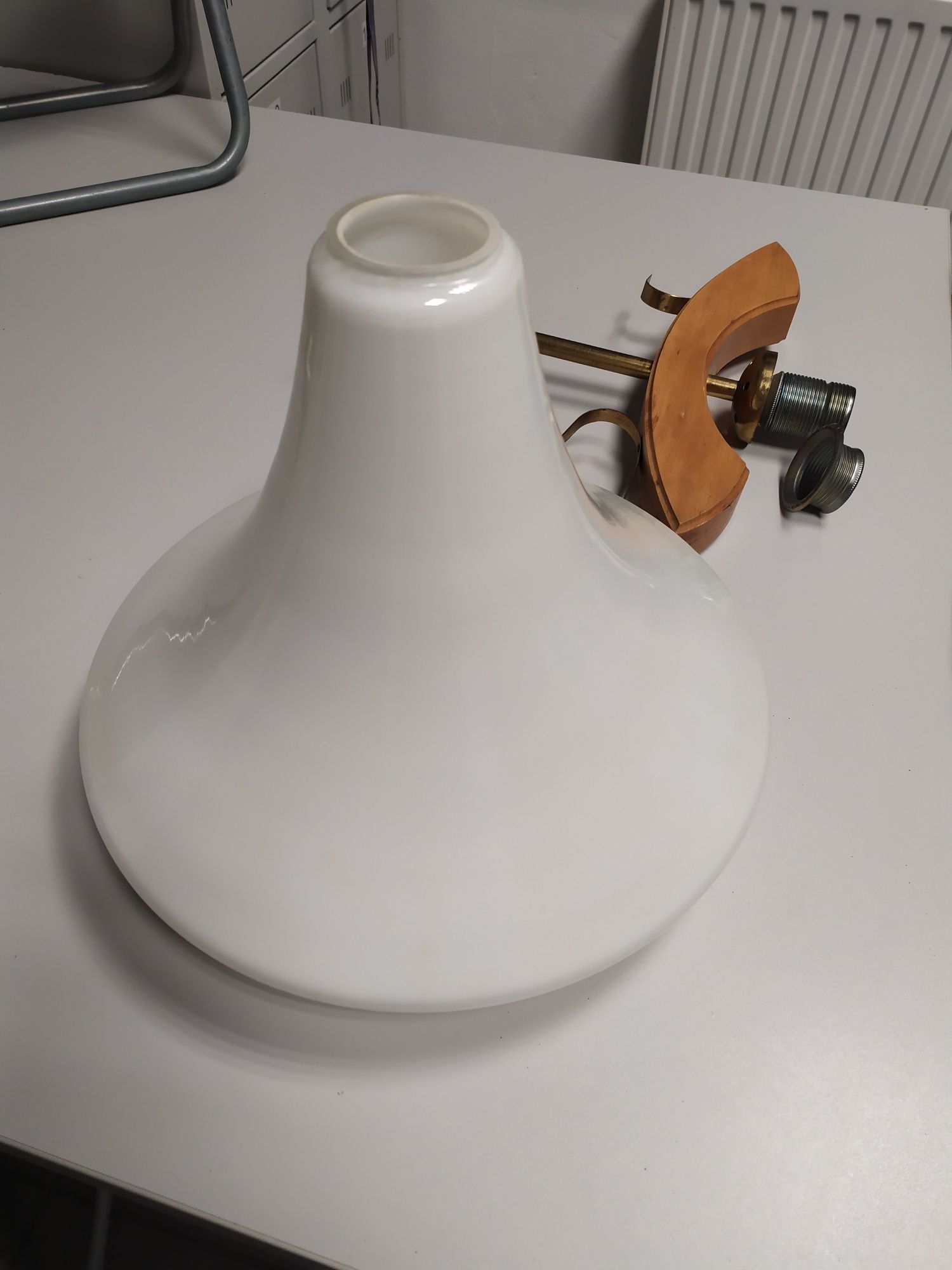 Lampa wisząca sufitowa antyk PRL.