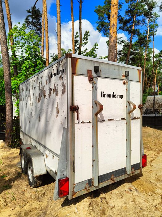 Brenderup Cargo, kontener, rampa najazdowa, DMC 2500 kg przyczepka