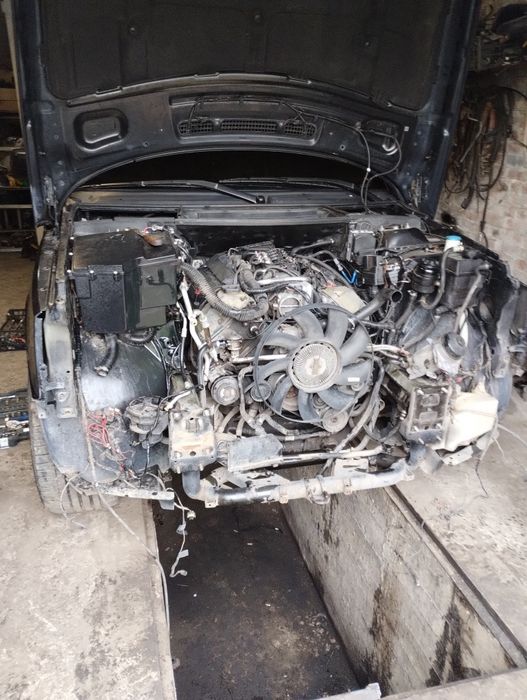 мотор V8 8 цилиндров розборка шрот запчасти Range Rover L322 319 320