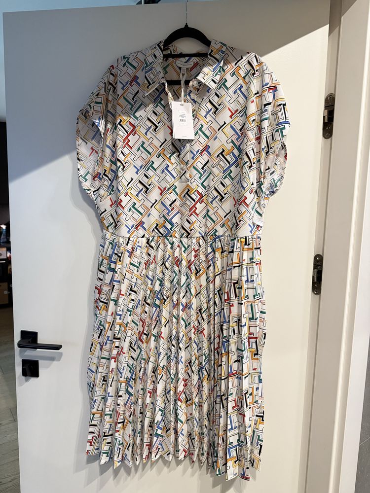 Sukienka koszulowa midi z kołnierzykiem logowana Tommy Hilfiger