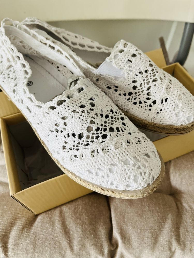 Espadryle białe koronkowe nowe 37 jasne baleriny buty