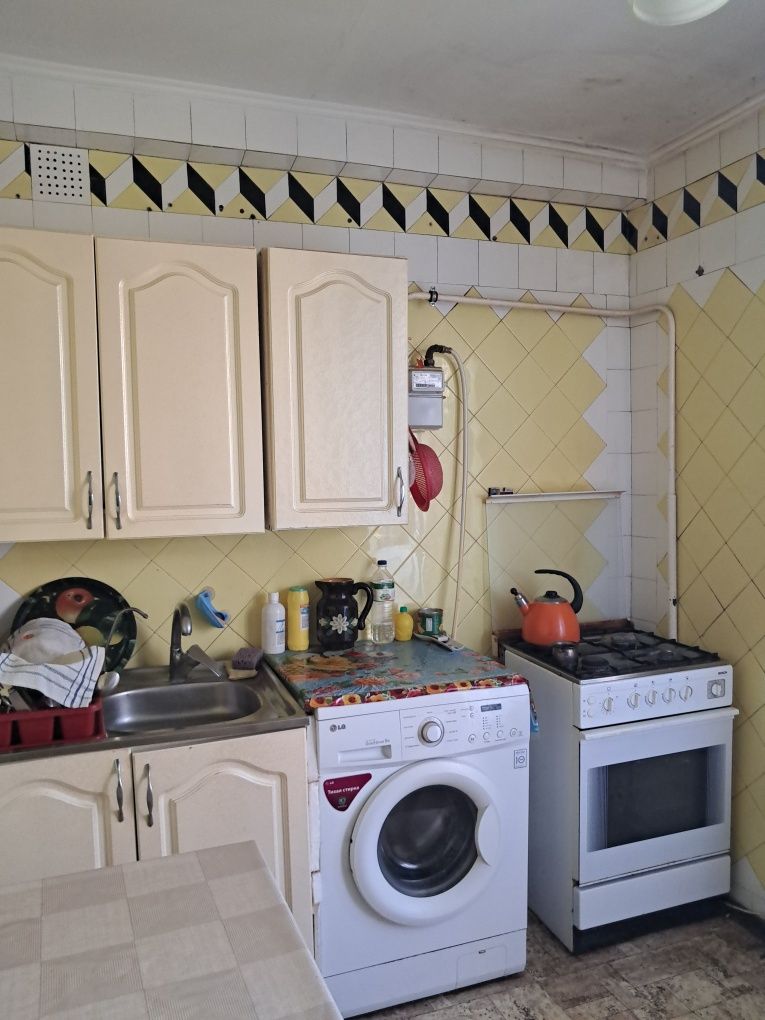Сдам 1ую квартиру ул.Среднефонтанская/пр.Гагарина 5500грн Газ