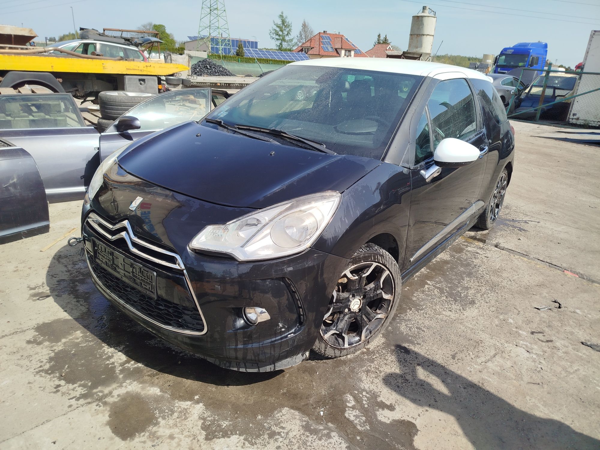 Citroen DS3 drzwi kompletne stan bdb wysyłka