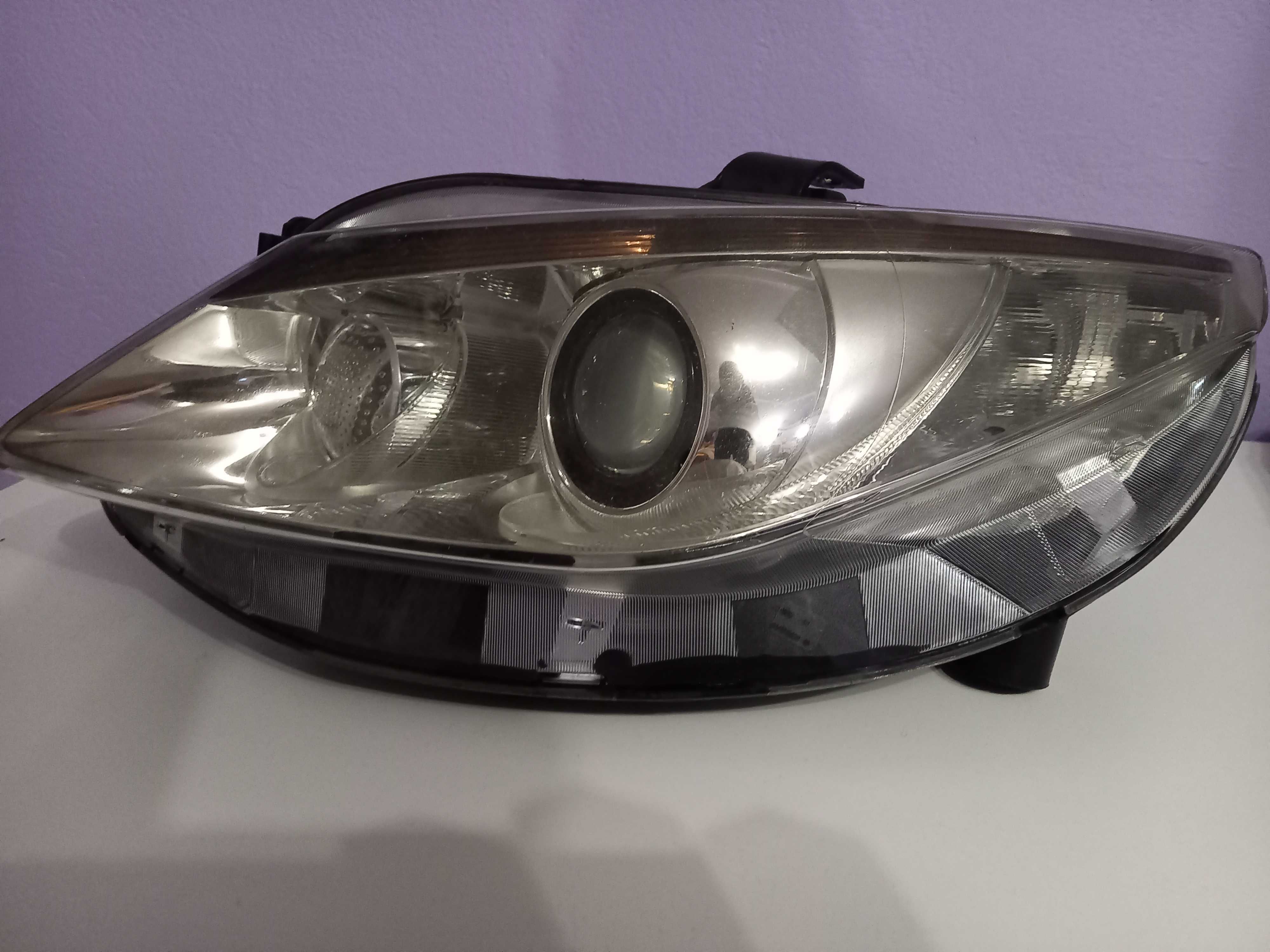 Lampa Seat Ibiza 4 BI Xenon Skrętny Lewy