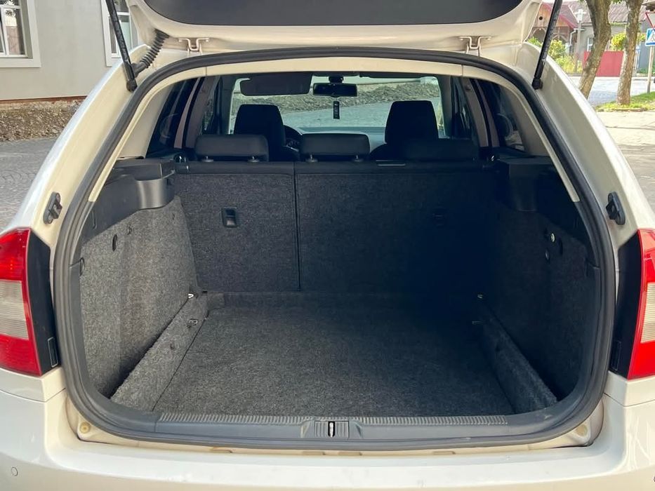 Skoda Octavia 2011 1.6 дизель автомат