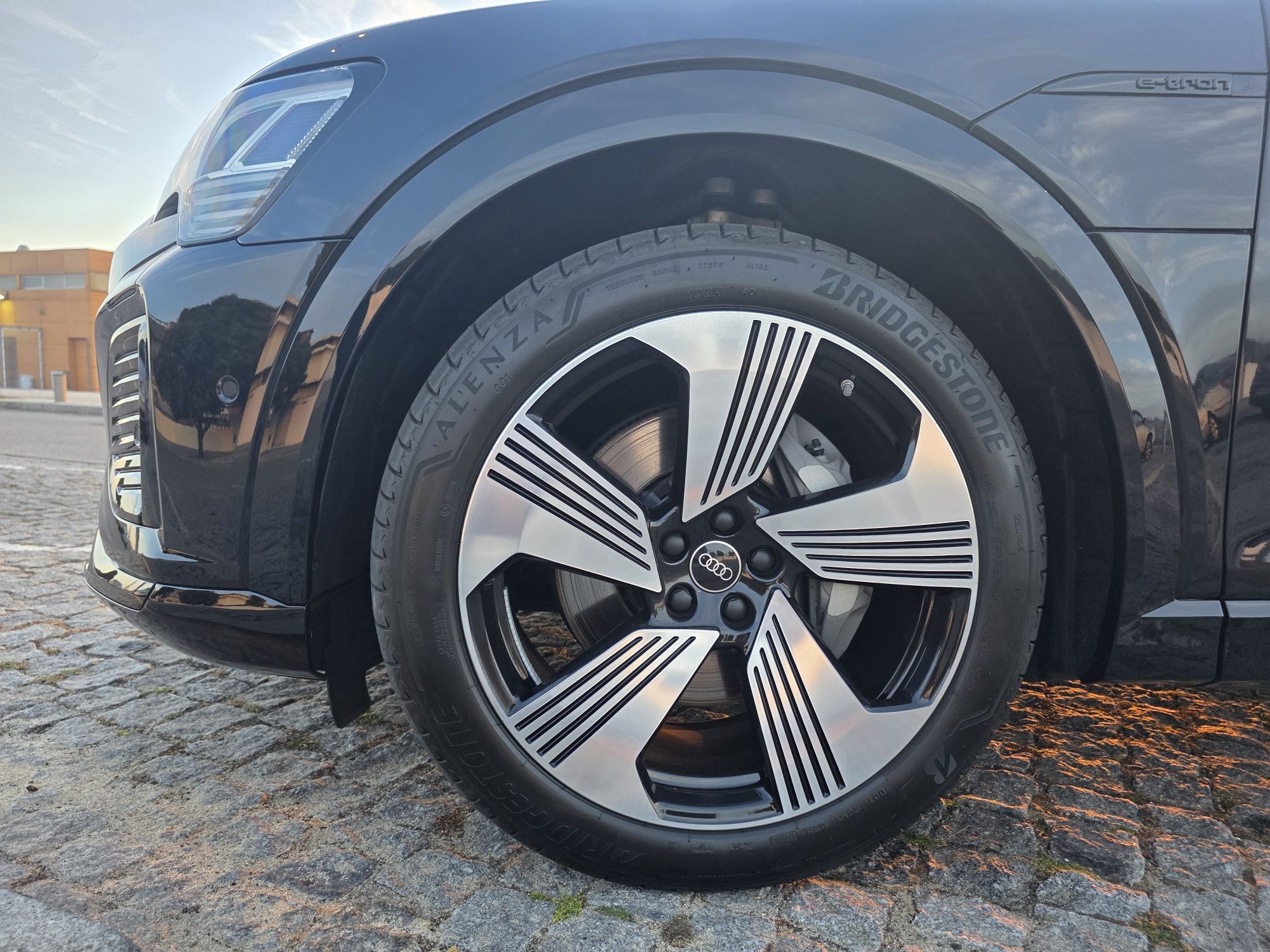 Audi Q8 e-tron 50