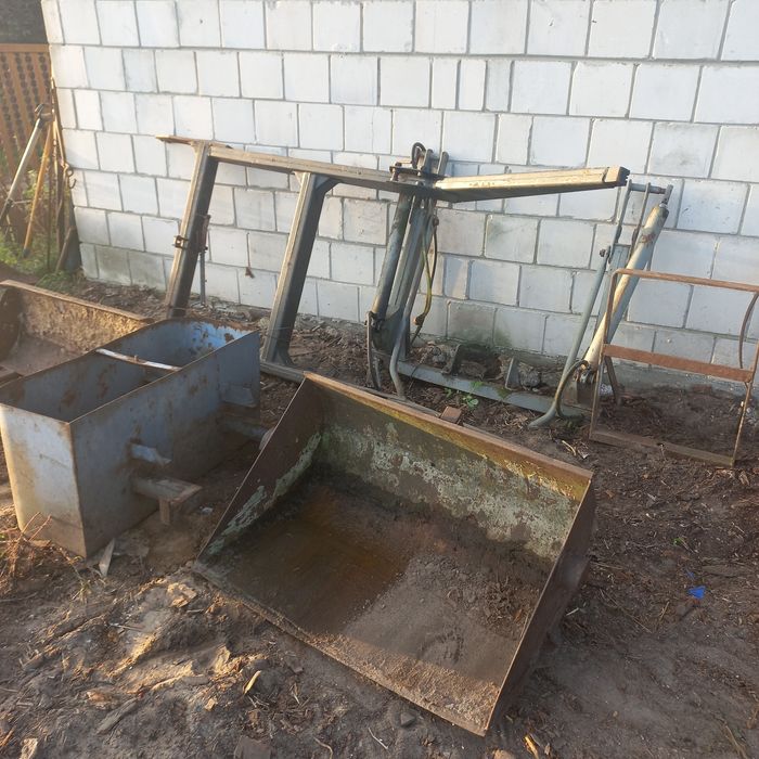 Ładowacz czołowy TUR C330, c335, c335 komplet łyżka widły balast