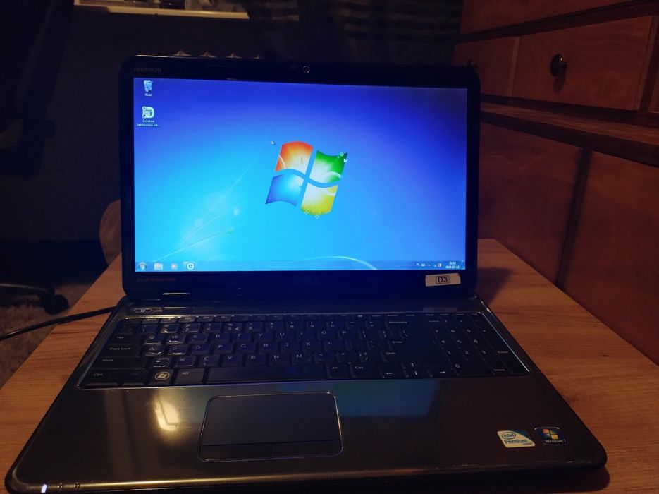 Komputer laptop firmy Dell