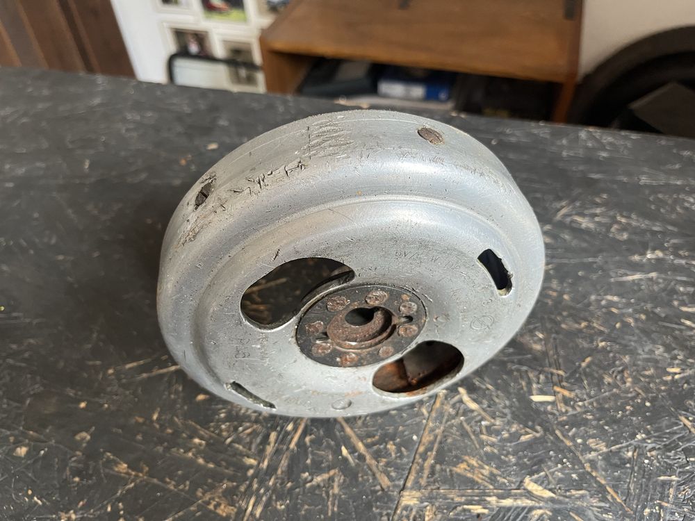 WFM WSK M06 S01 magneto kolo magnesowe oryg ladne