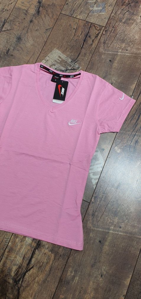 Rózowa koszulka damska bluzka bawełna premium łyżwa nike S
