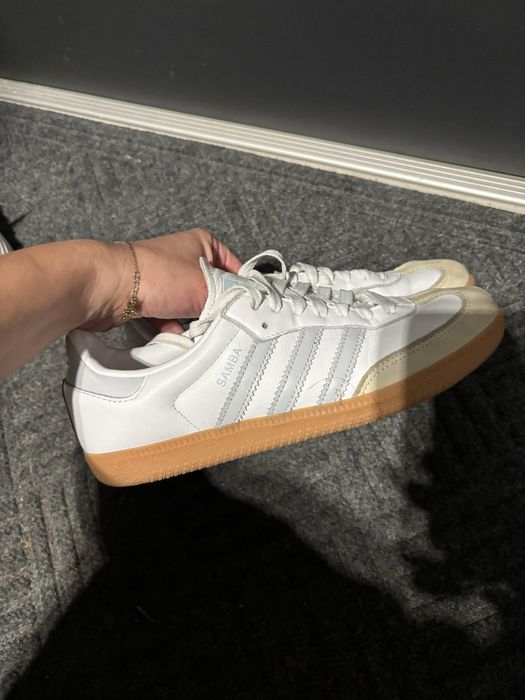 Buty damskie sportowe