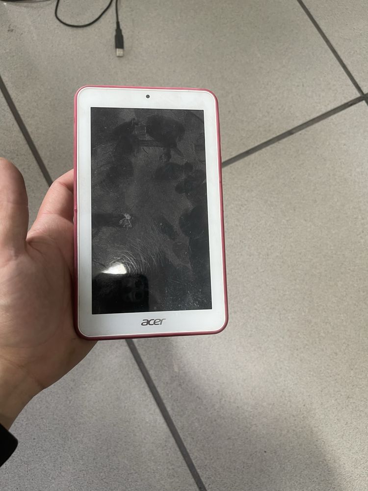 Vendo tablets (denver, acer, xtreme tab)