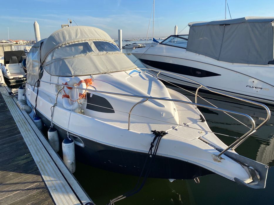 Oportunidade! Lancha Lema Gold 2 revisada! Pronta a navegar