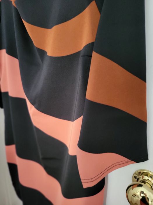 Vestido de muito boa qualidade