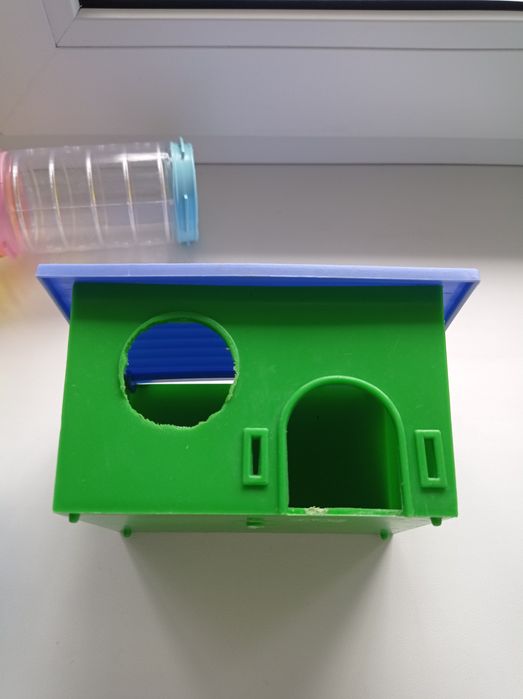 Продам домик для хомяков