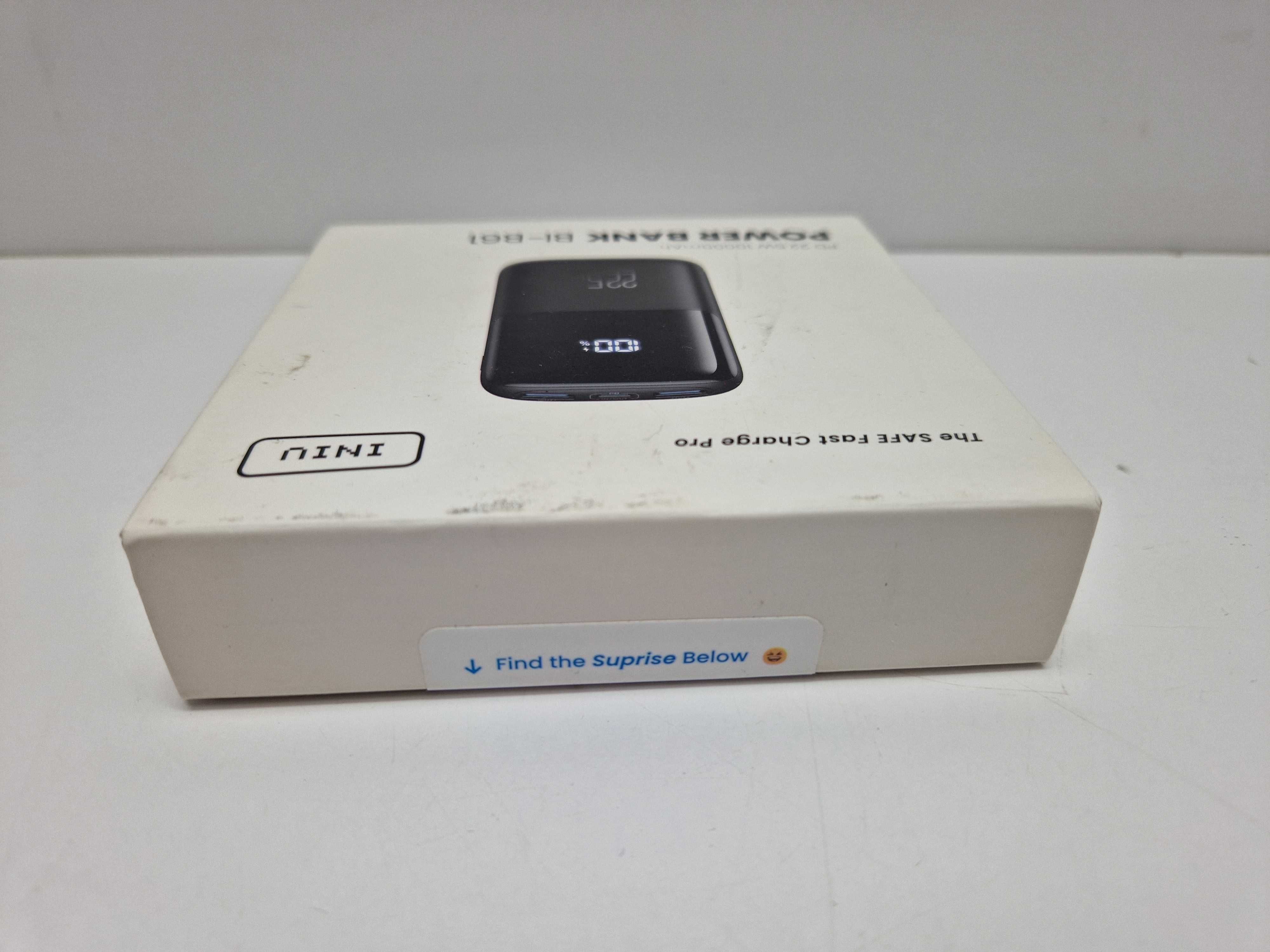 Iniu Bi-B61 Powerbank 2xUSB 10000mAh 22,5W LCD Wyświetlacz