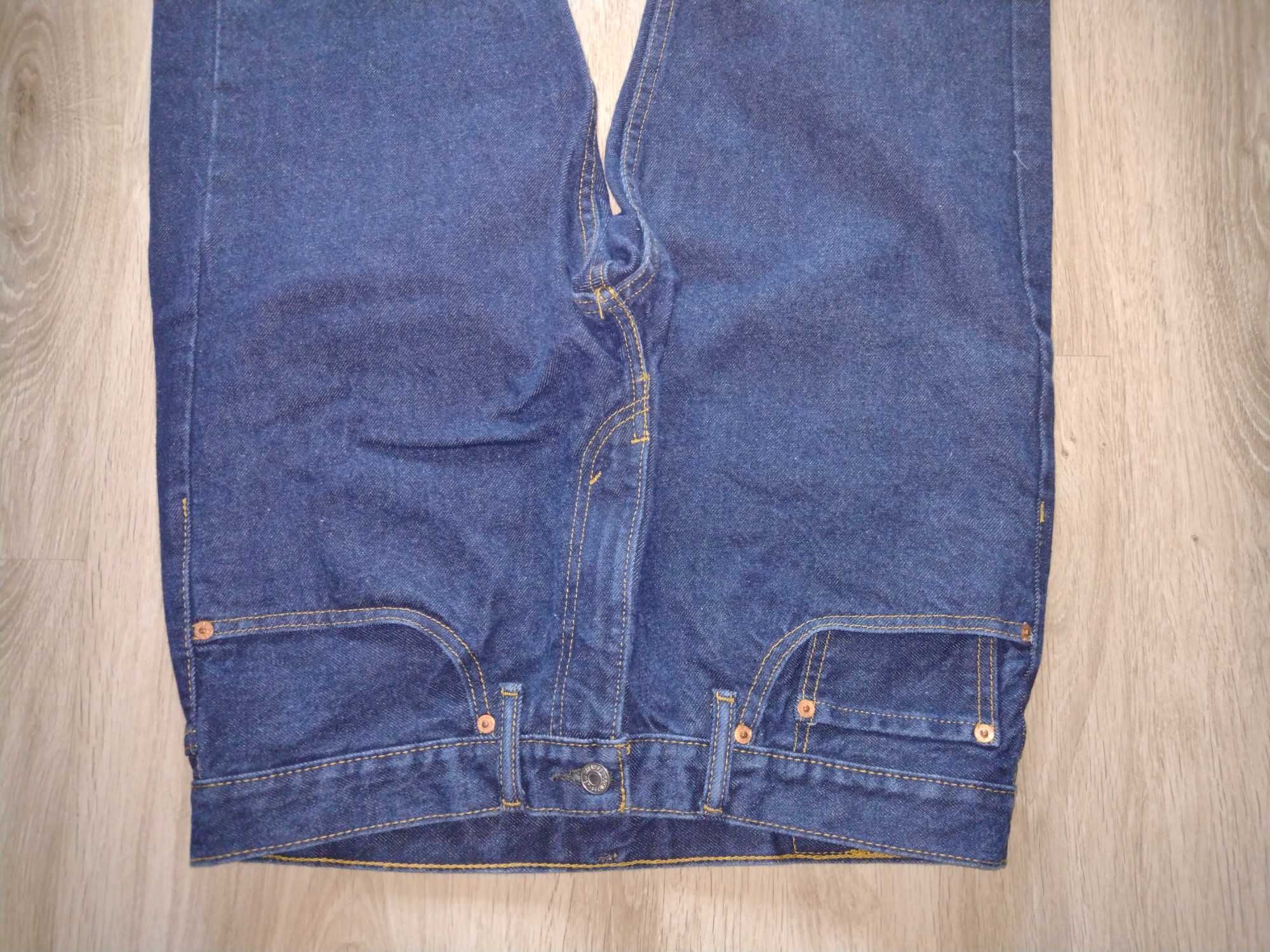 Spodnie Levi's 505 pas 90 jak nowe