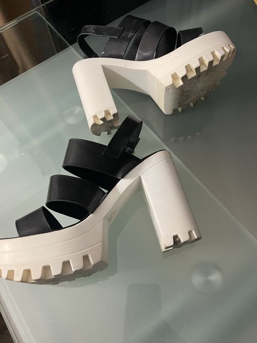 Sandalia de senhora 38