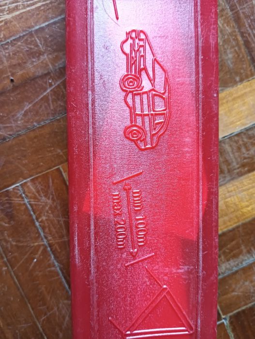 triangulo de aviso de perigo	Homolgado	Como novo