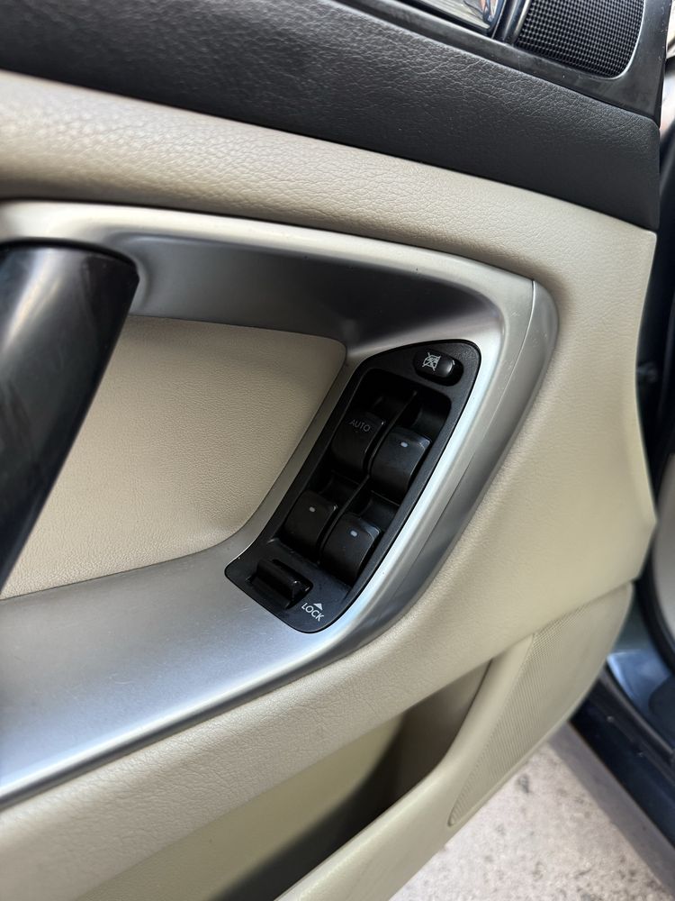 Продам Subaru Legacy 2008