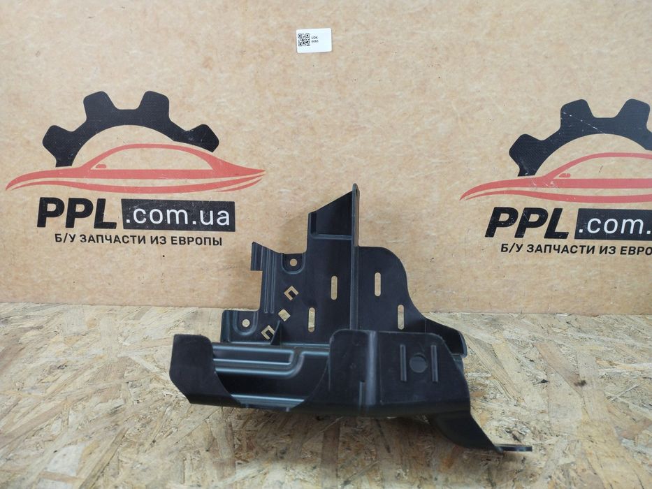 Ford Puma MK2 2019- Кронштейн крепление заднего бампера левая