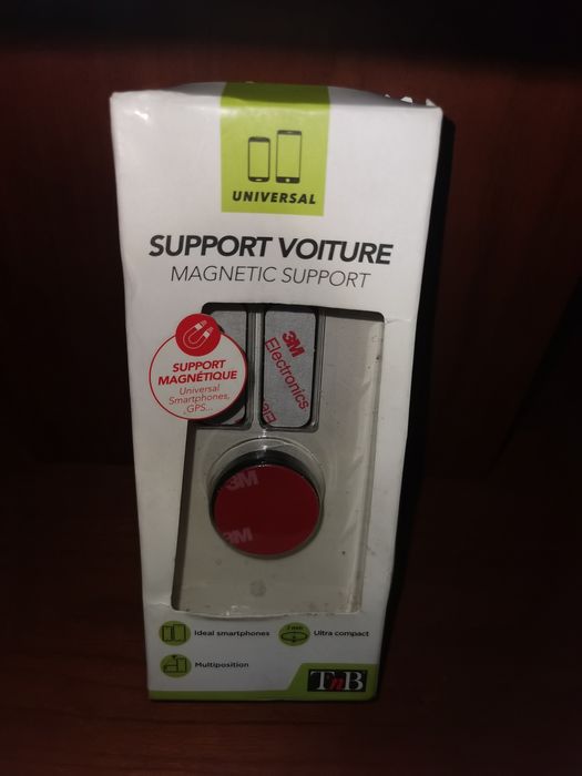 Suporte para telemóvel magnético
