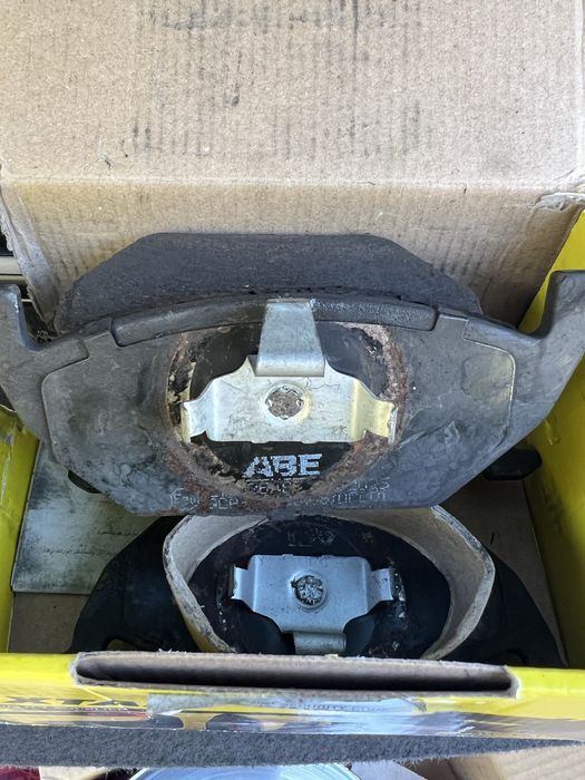 Диски с колодками, гольф 5 плюс