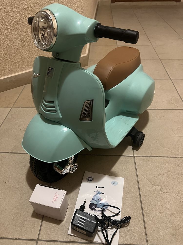 Электромотоцикл детский Vespa