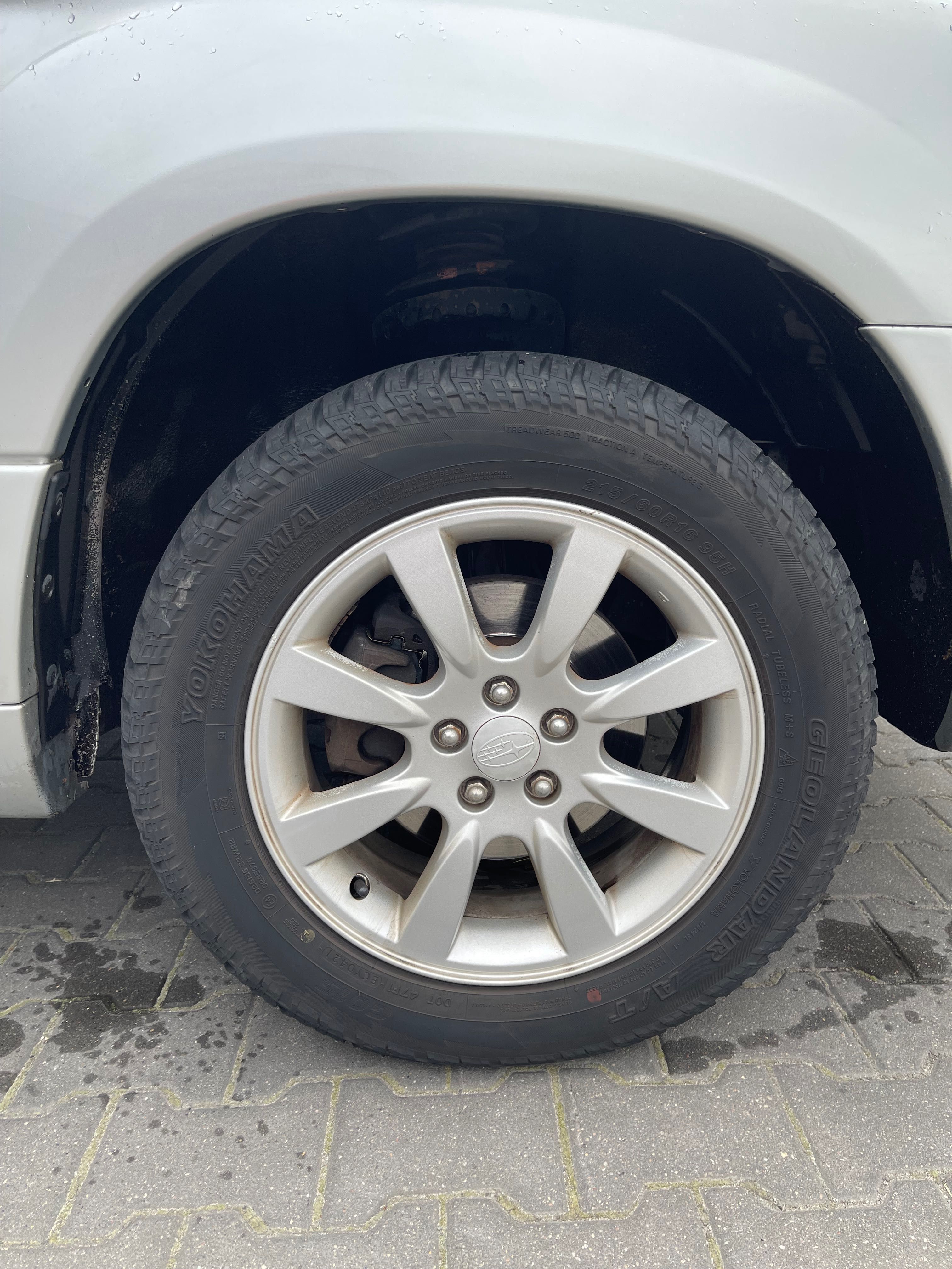 Subaru Forester SG 2005r