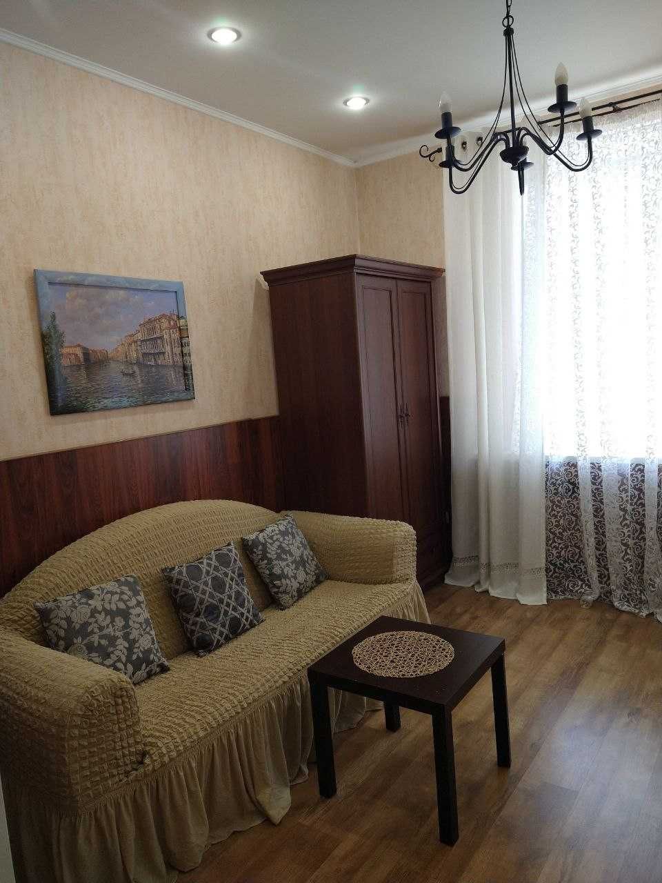 Сдам 2-к. полном. кв. в Центре (р-н пл. Фестивальной)  (свет не откл.)