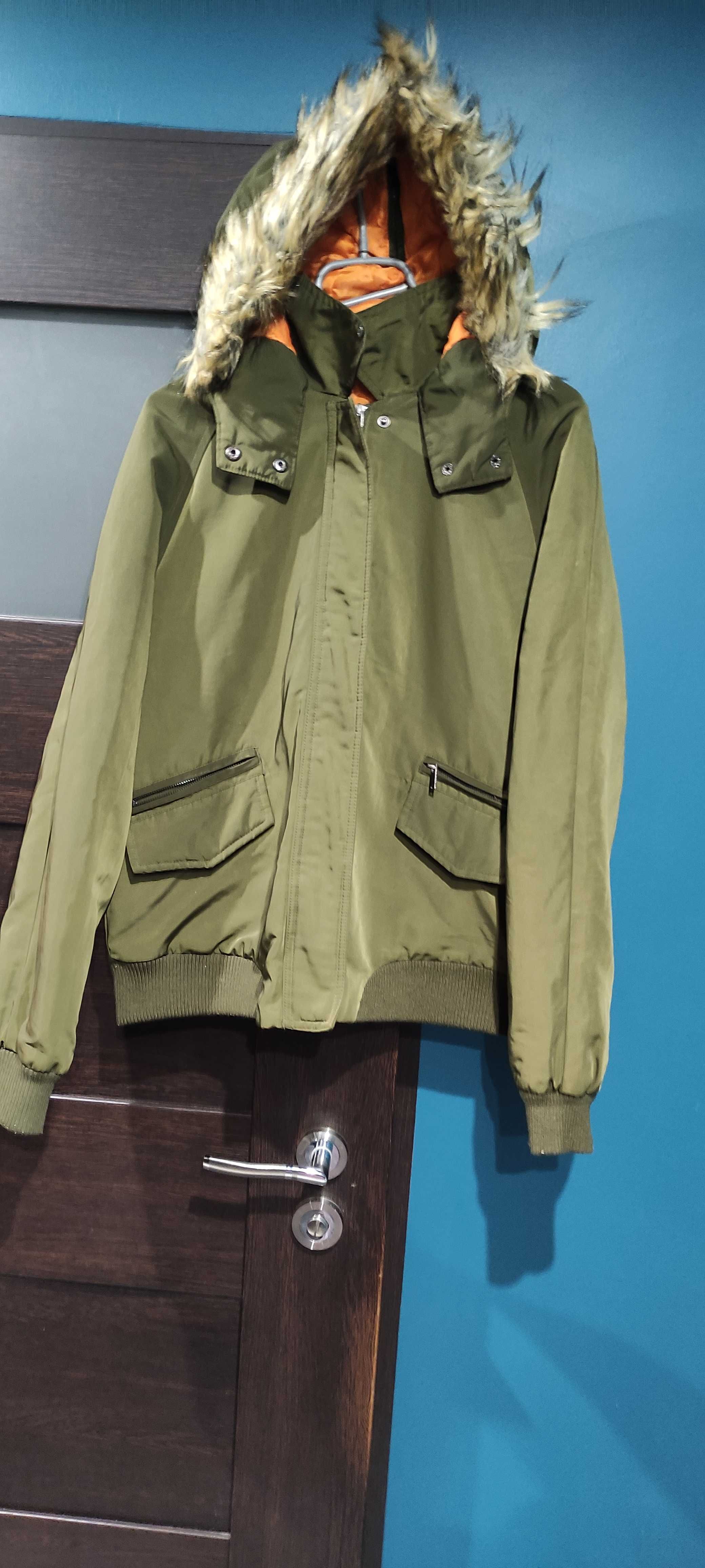 Kurtka parka jesień zima stan bdb r. 38 Stradivarius
