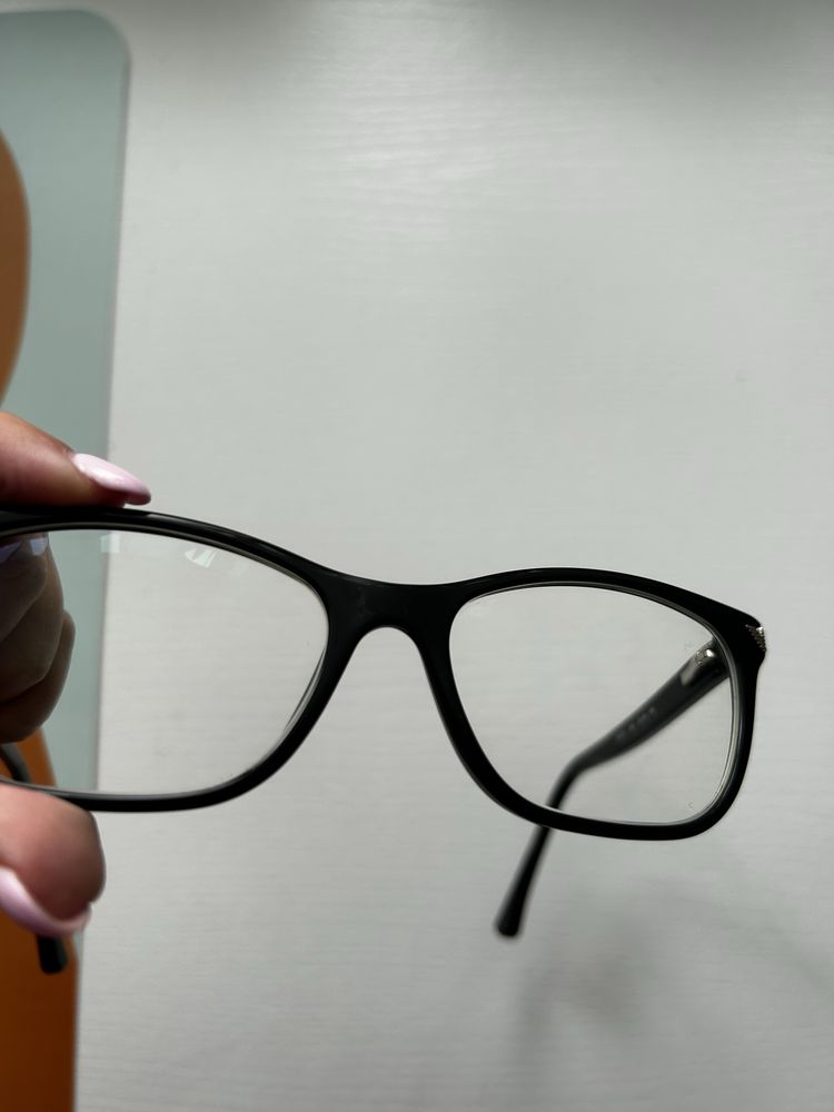Oprawki firmy Armani