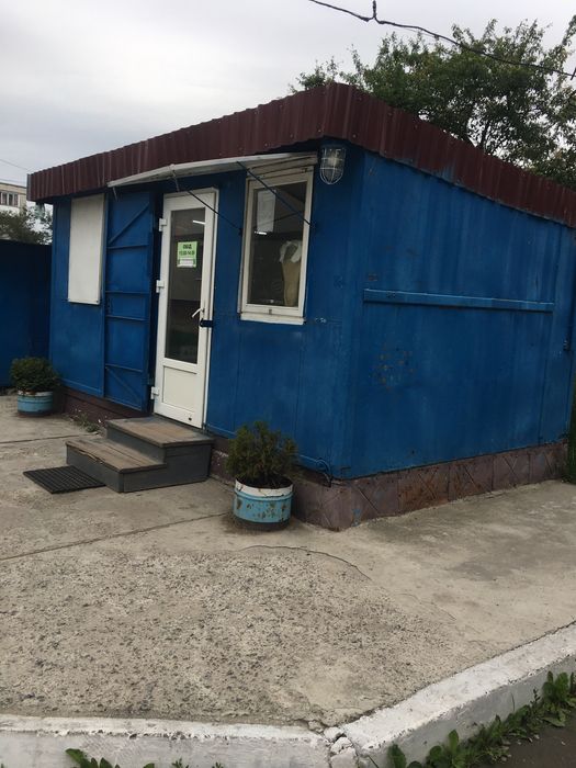 Кіоск, маф, ларьок, будка, битовка