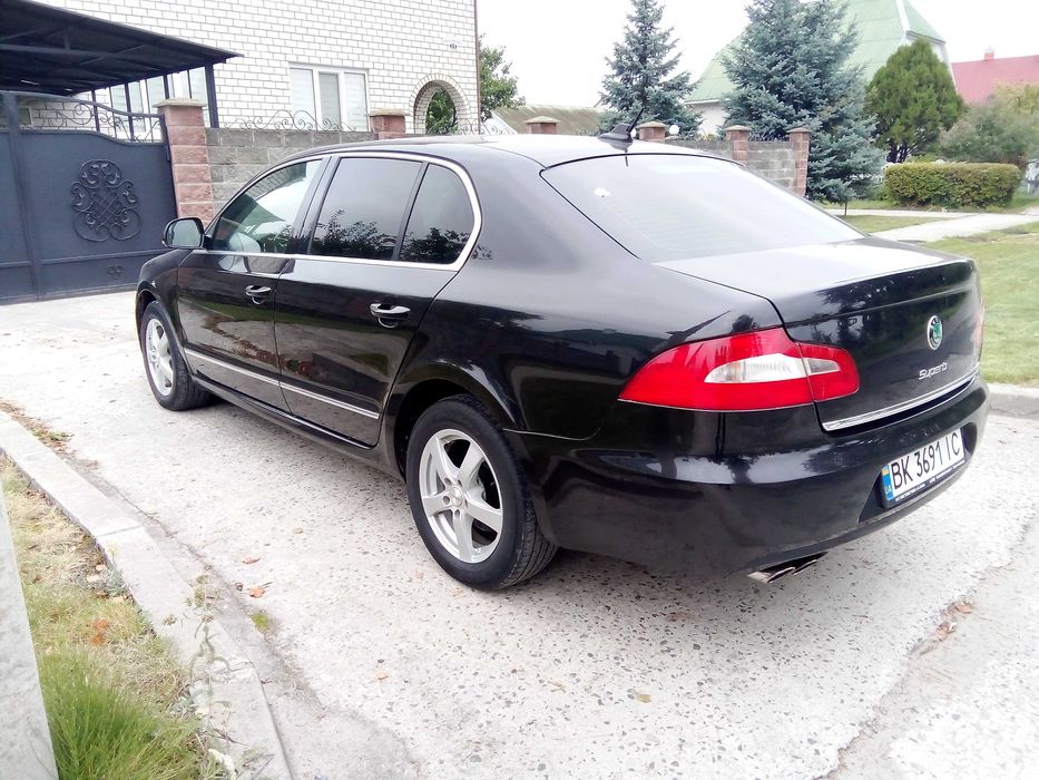 Продам Шкоду 1.8Б. 2009 року.