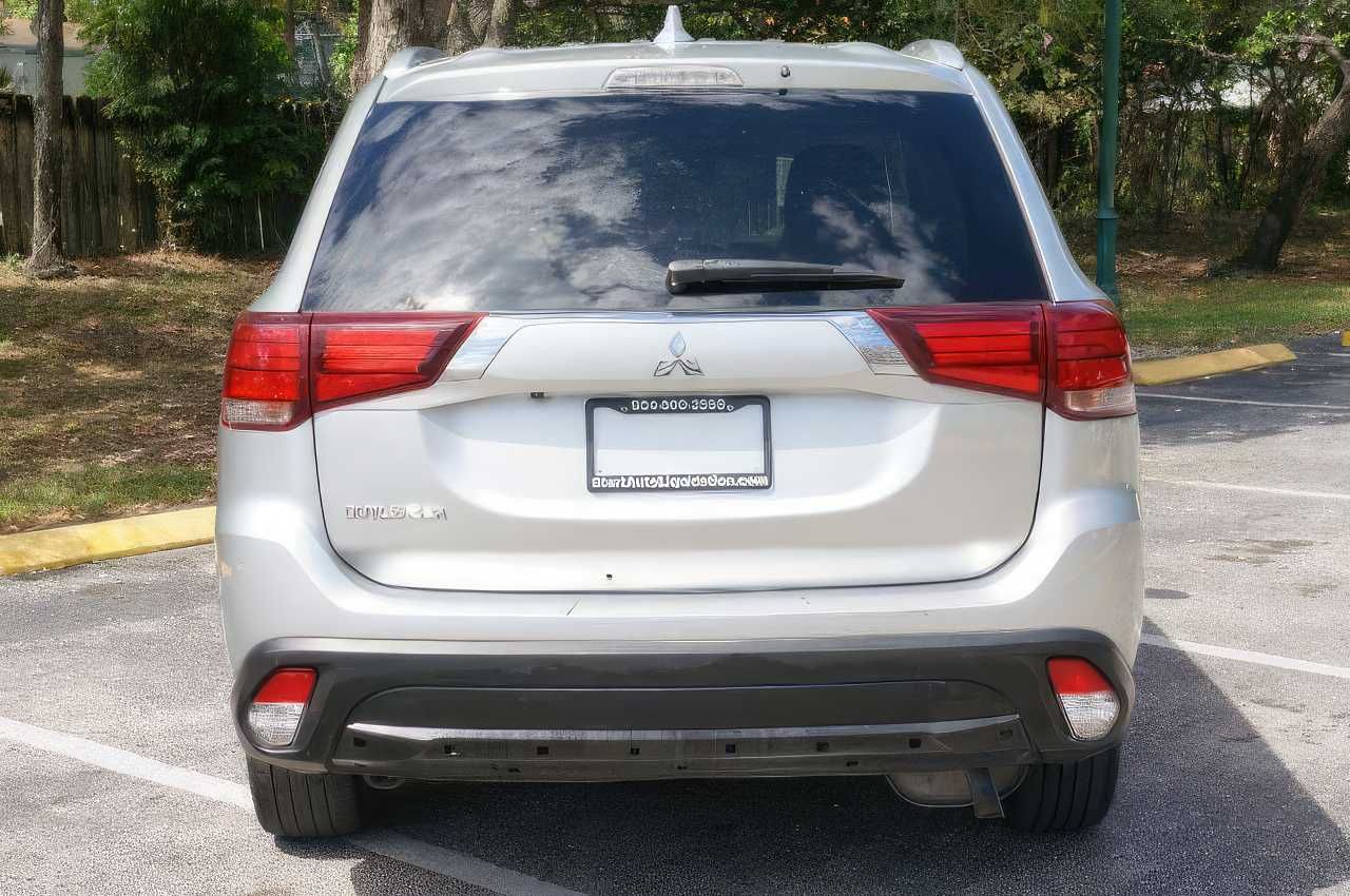 2020 Mitsubishi Outlander SEL