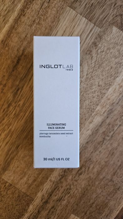 Inglot Lab rozświetlające serum do twarzy Illumimating serum