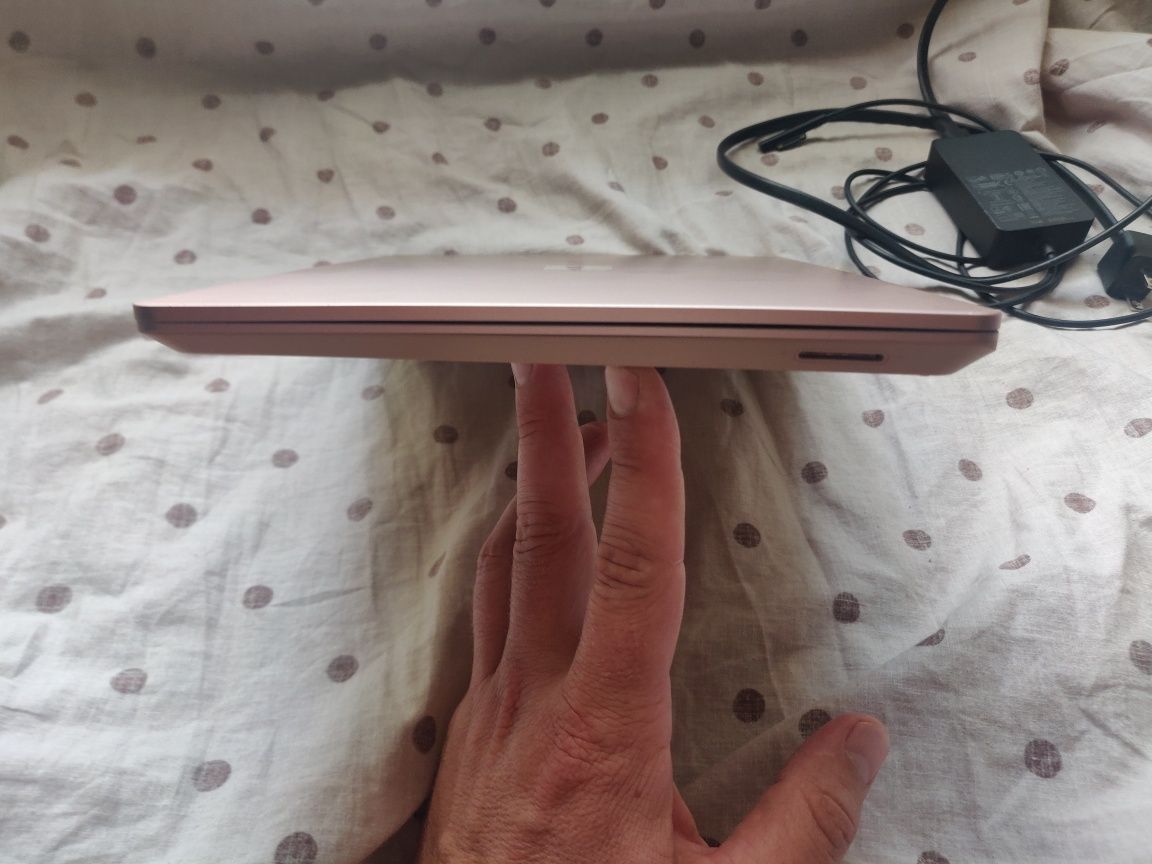 Microsoft laptop go 2 ( не рабочий) 8/128
