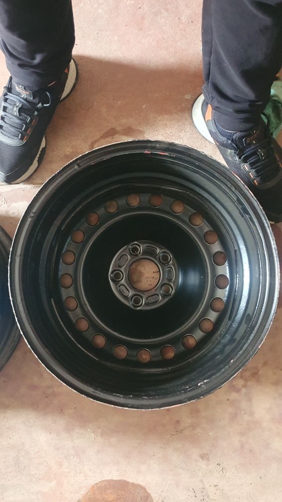 Диски 5×114.3 R16