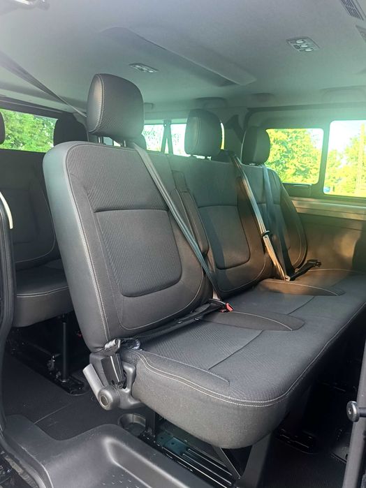 Wynajem samochodu busa przewóz gości studniówka wesela narty Śląsk