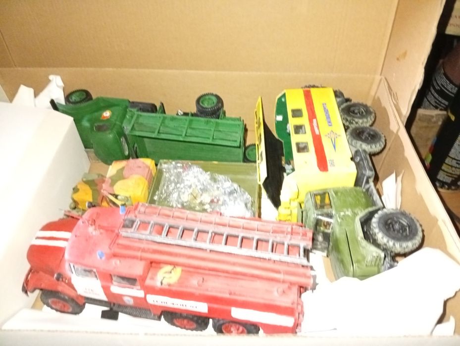 Моделі 1:35 різні