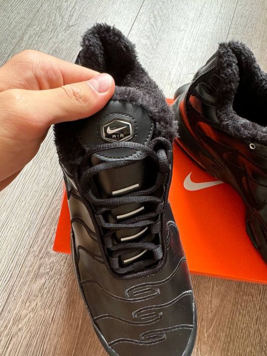 Кроссовки на меху 44-45 найк Nike air max TN тн оригинал